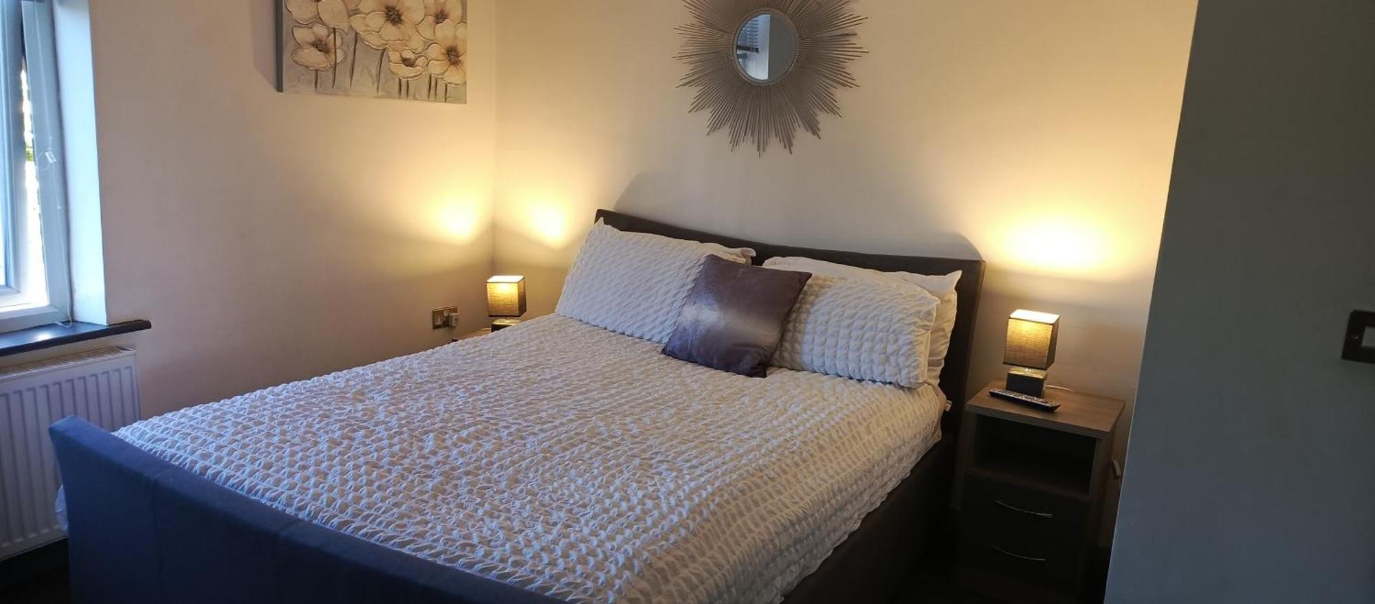 The New Accommodation Free Complementary Breakfast Tibshelf Екстер'єр фото